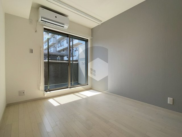 Gran QUALIOR北巽の洋室