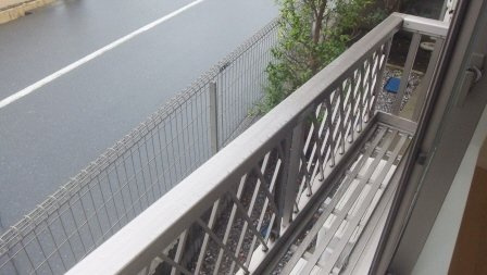 ルミナス田尻のバルコニー|雨ど付き