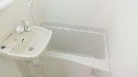 ルミナス田尻の浴室|３点ユニットバス