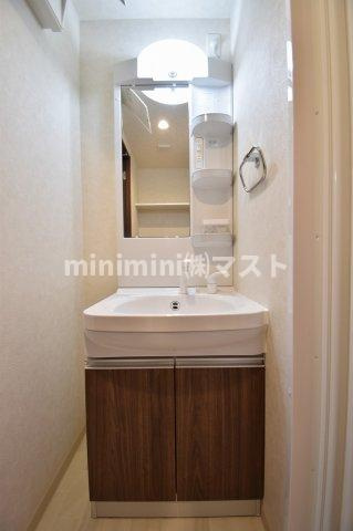 エグゼ堺筋本町の洗面所