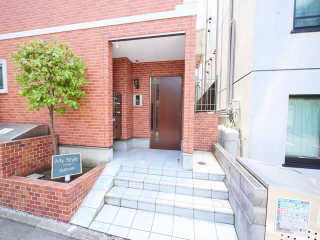 Ｍｙ　Ｓｔｙｌｅ　ｖｉｎｔａｇｅ　池袋本町のエントランス