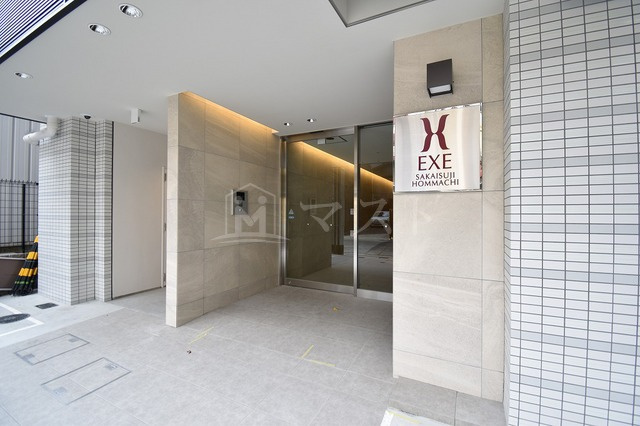エグゼ堺筋本町のエントランス