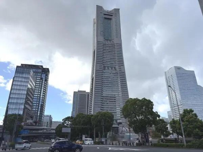  | ランドマークタワーまで290m
