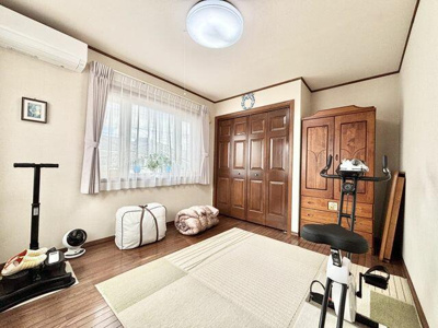  | 洋室　約６．６帖