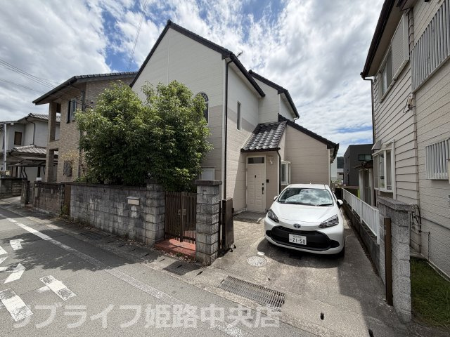 揖保郡太子町東保の一戸建て