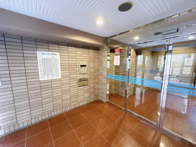 【エントランス】 | 楠青山ビル別館