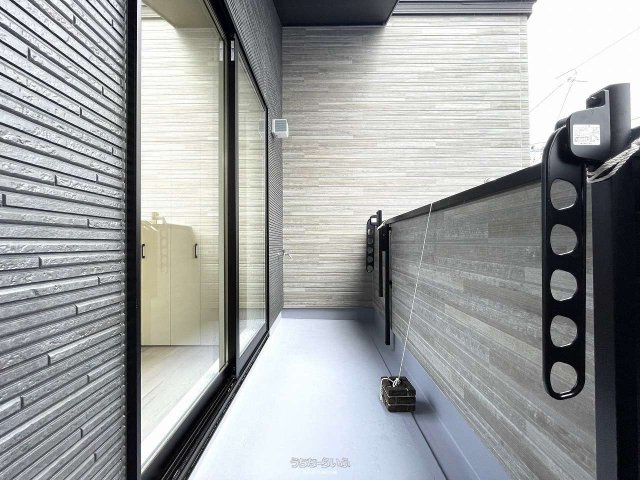 西原町小那覇のバルコニー