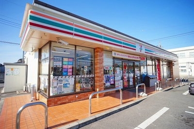 【周辺】 | フェリーチェ　Ⅰ | セブンイレブン大泉仙石2丁目店まで1500m