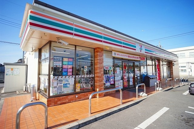 【周辺】 | フェリーチェ　Ⅰ | セブンイレブン大泉仙石2丁目店まで1500m