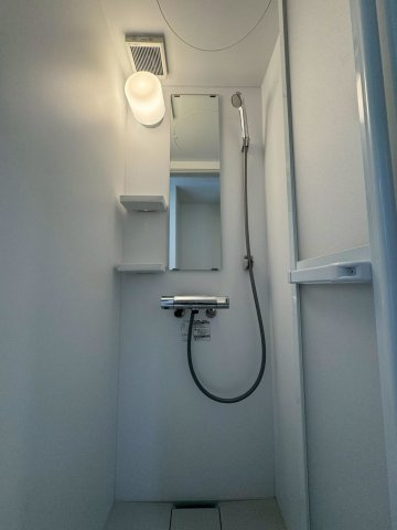 杉並区堀ノ内３丁目のアパートのシャワールーム|同シリーズの参考写真です。実際の設備・内装は現況を優先とさせていただきます。