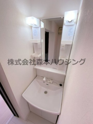 【独立洗面台】 | 　春日ダイヤモンドハイム | 独立洗面台あり、毎朝おしゃれに忙しい女性の方におすすめです