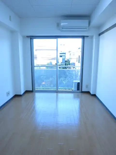 ＳＫビルの寝室