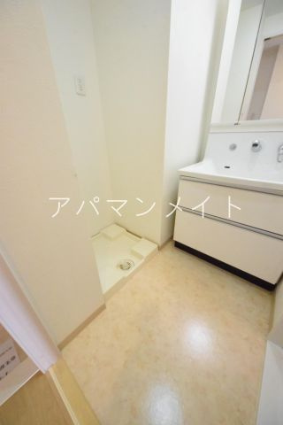 【設備】 | TWINSYAMAKIⅡ | 洗濯機置場＆脱衣スペース