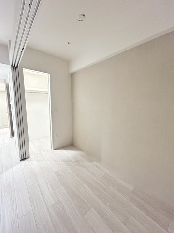 セレニテ南堀江エクラの寝室