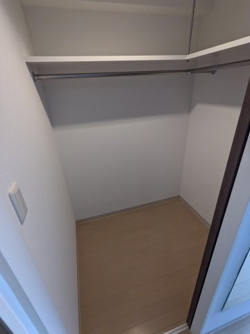 ハーモニーレジデンス名古屋今池の収納|ウォークインクローゼット
