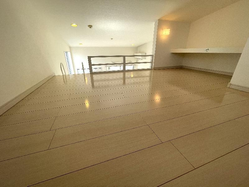 Ｋｏｈｉｍａｒｉ志賀本通の居間・リビング