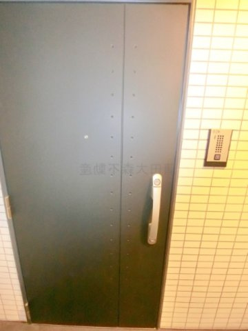 メイクスデザイン西馬込の玄関