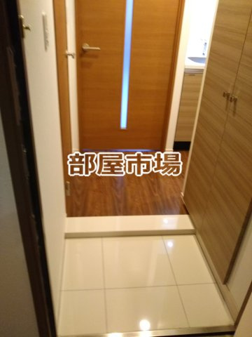 レオーネ押上Cubeの玄関
