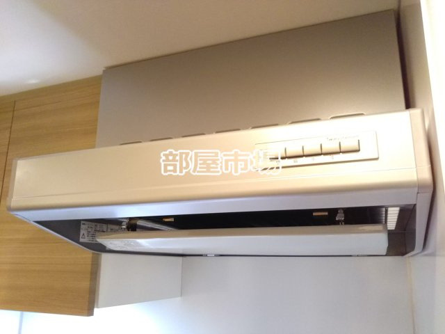 レオーネ押上Cubeのキッチン|レンジフード