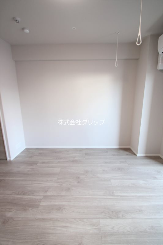 Le'a横濱阪東橋参番館の洋室