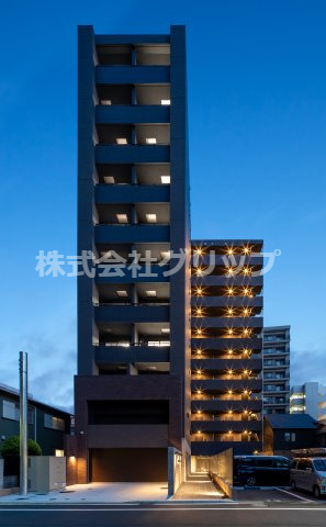 Le'a横濱阪東橋参番館の外観