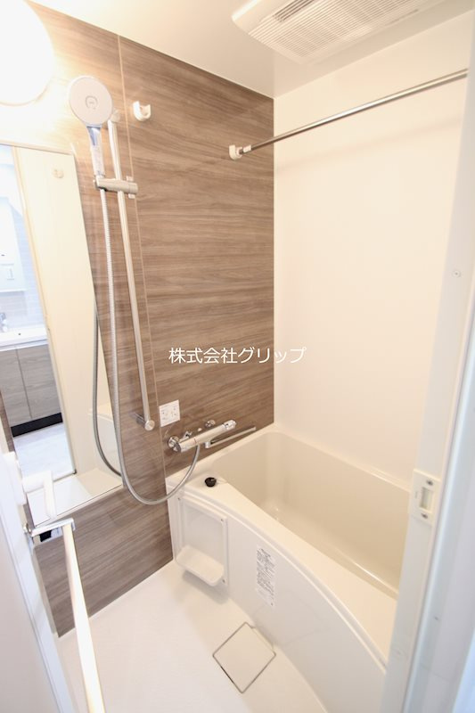 Le'a横濱阪東橋参番館の浴室