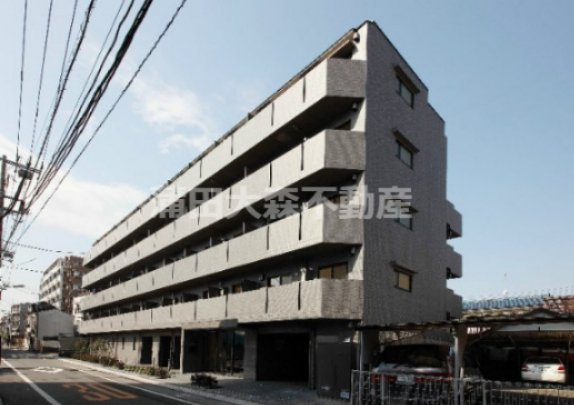 ルーブル大鳥居の外観