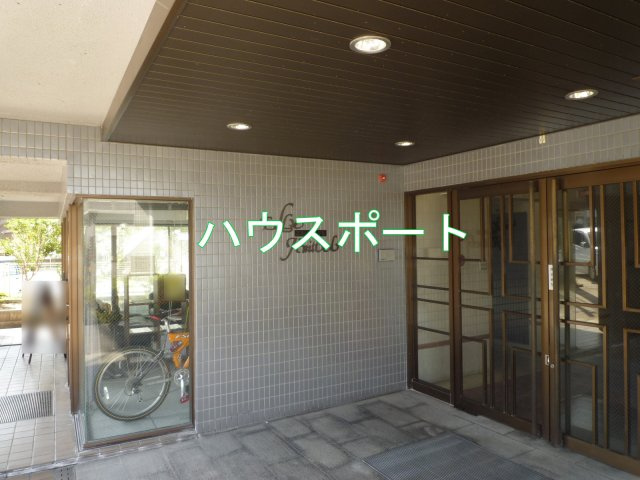 【エントランス】 | エル・クニッテル