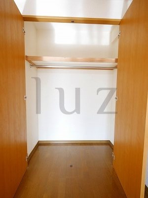 ロイヤル白楽の収納