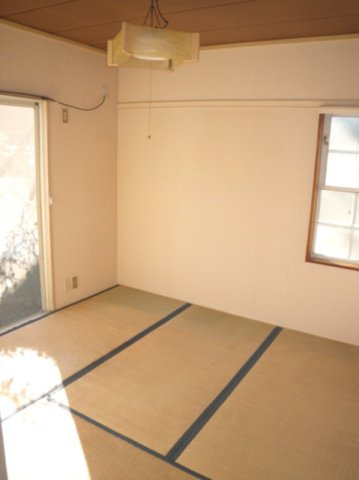 グリーンハイツ２１の和室|４．５帖