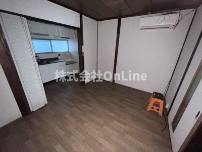 【洋室】 | 山城町3丁目貸家