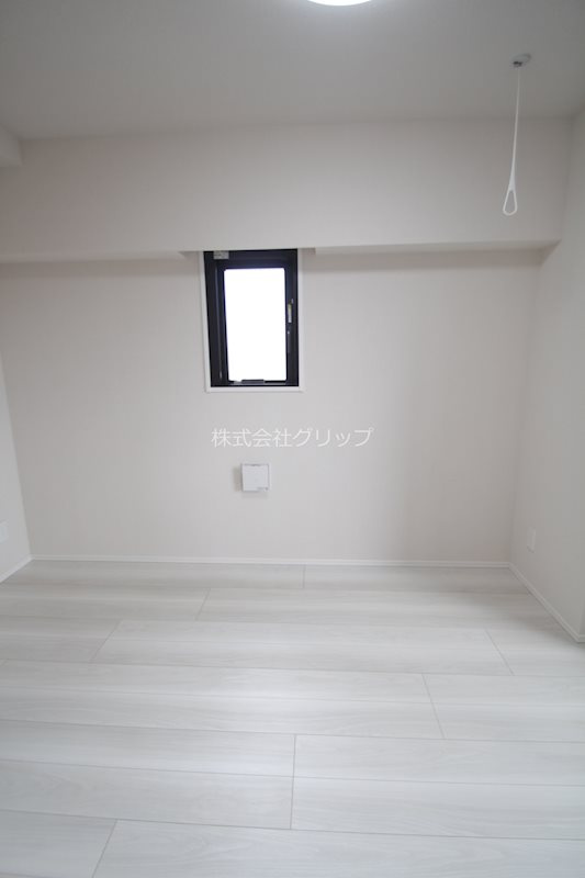 Le'a横濱阪東橋弐番館の洋室