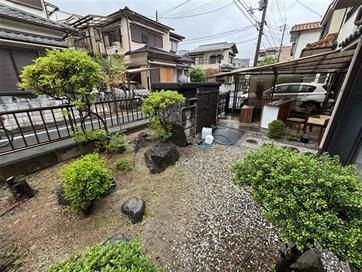 郡戸建ての周辺