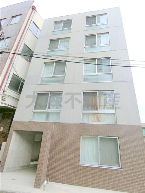 FRレジデンス大森町の外観|2014年4月築　RC鉄筋コンクリート造地上5階建て1K～1LDK　
コンクリート打ちっ放しのデザイナーズマンションならではのおしゃれな外観！