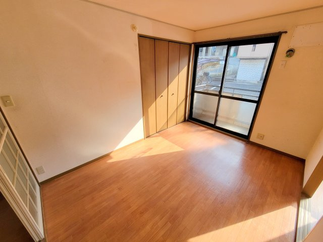 ヴィラージュN　Ⅱ棟の洋室