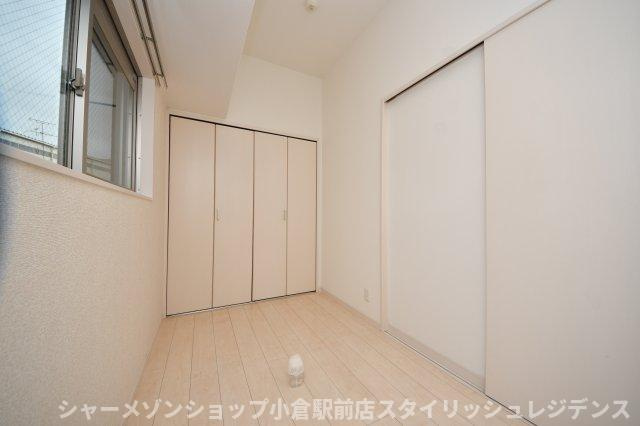 ERIOS COURT 中津口の居間・リビング