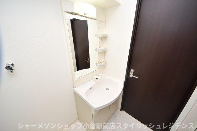 ERIOS COURT 中津口の洗面所