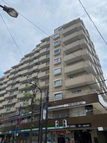 朝日白山マンションの外観