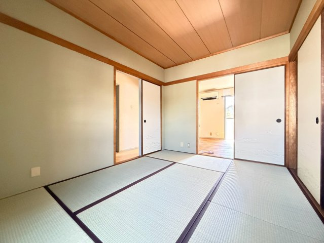 竜が台７丁目テラスハウスの和室