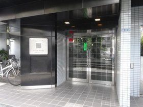 メゾン・ド・ヴィジオンのエントランス