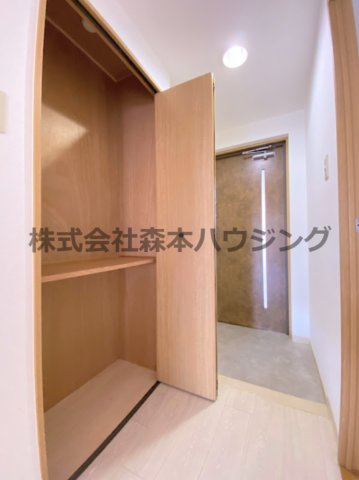 【収納】 | 　ラフィネ星田 | 便利な玄関収納です