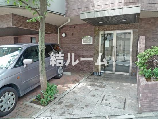 豊島区西池袋５丁目の賃貸マンションのエントランス