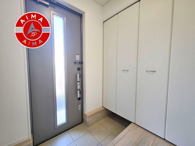 糟屋郡須恵町佐谷第2-2棟（1号棟）の内観：施工例|二重ロック採用。毎日の安心を守るしっかり防犯対策。