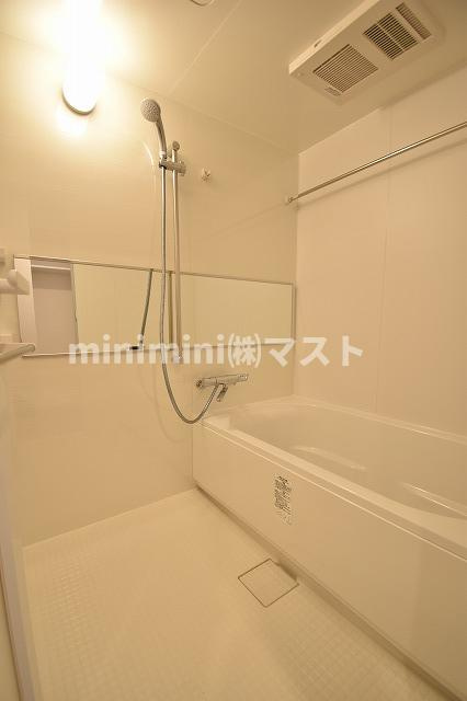 スプランディッド梅田北の浴室