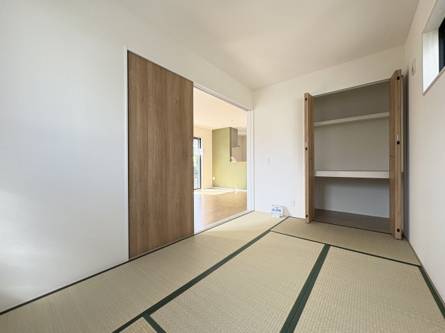 Bloom若松区浜町2丁目2期の和室|客間やお子様の遊び場など、多目的に使える和室です。