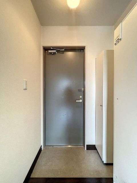 STONE'Sの玄関
