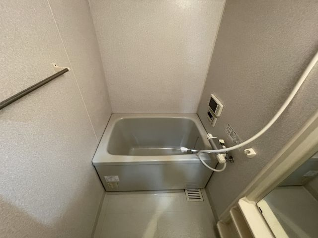 コンフォートスクエア安部山の浴室