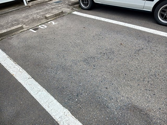 ２１センチュリ－ハイム小林の駐車場|カースペースがあります