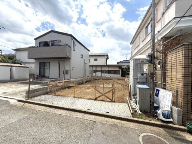 【外観】 | 【仲介手数料２６０万円が無料！】■祖師ヶ谷大蔵駅１４分■南庭■住宅性能評価６項目で最高評価■ＺＥＨ | 諸費用２６０円ＯＦＦキャンペーン！
決算キャンペーン中！
家計応援サービスの限界に挑戦中！
■祖師ヶ谷大蔵駅１４分
■住宅性能評価６項目で最高評価
■南庭あり
■ＺＥＨ水準
■モデルハウス内覧可