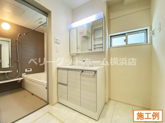 【内観：施工例】 | 横浜市泉区中田北3丁目　全1棟 | 同施工会社施工例（洗面）